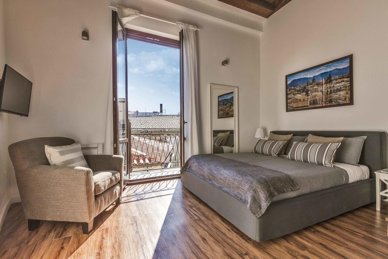 Casa Nostra B&B ปาแลร์โม ภายนอก รูปภาพ
